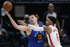 Jokić opet "kvoterbek", iznenađenje sezone!